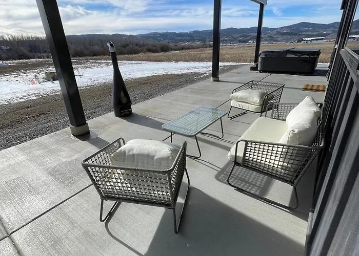 Star Valley Barndominium Unit A * Thayne