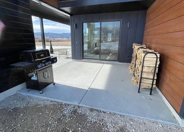 Star Valley Barndominium Unit A Thayne